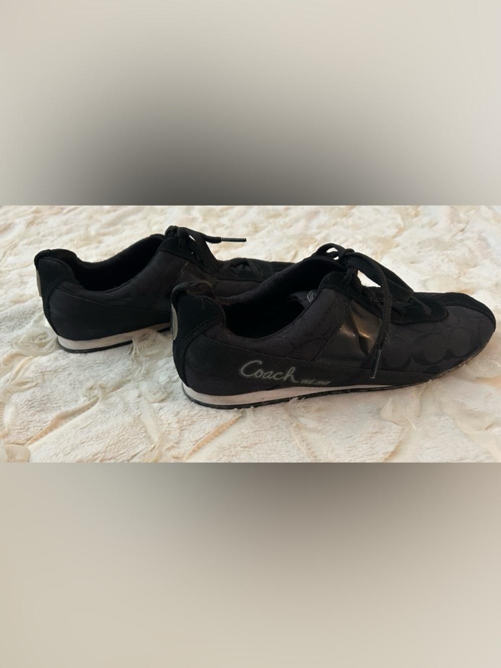 Coach Vintage Black Low-Top Lace-Up Sneakers with Signature Logo AUTHENTIC